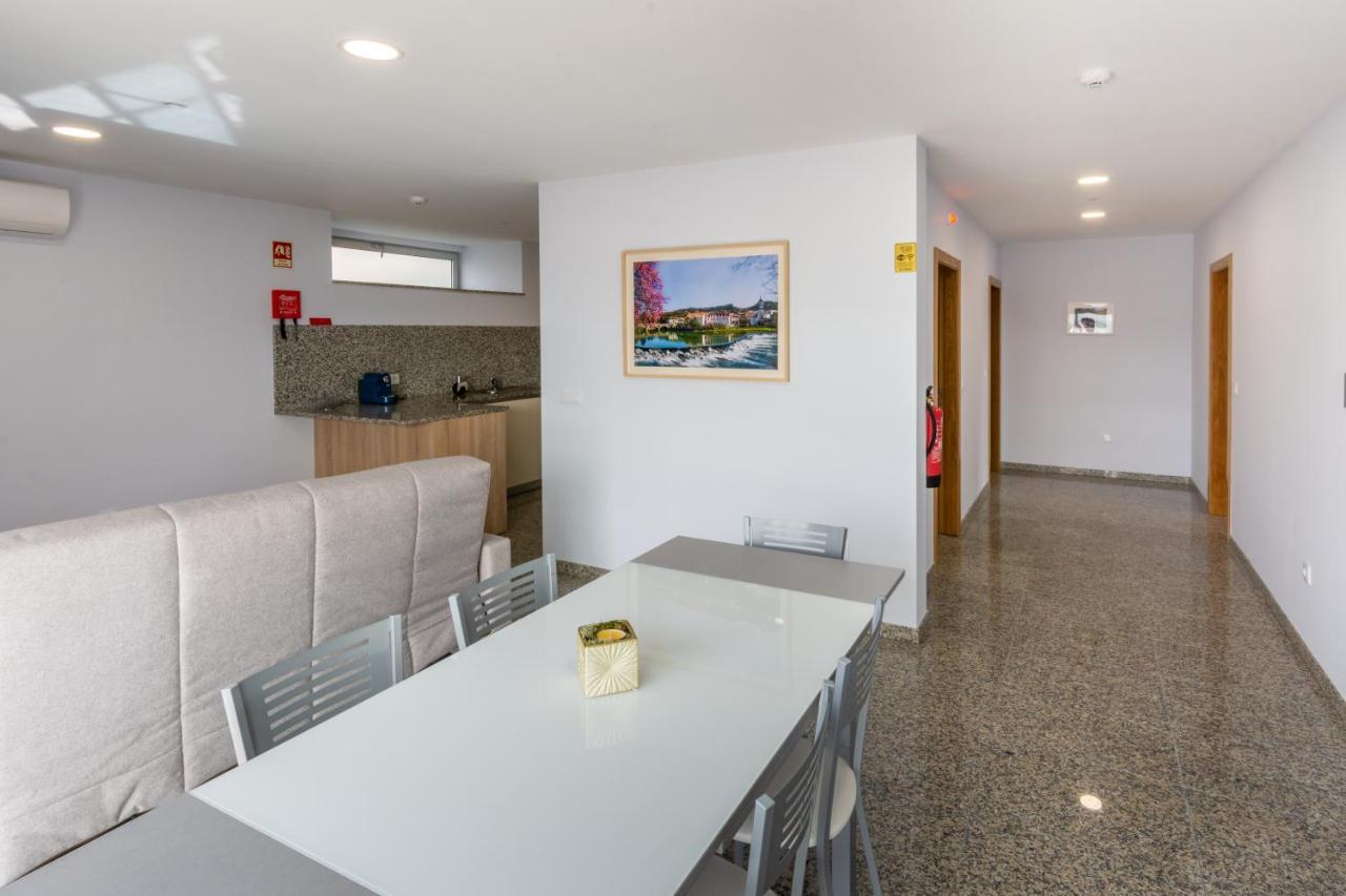 Aldeamento Casas Do Alto Do Vez Apartment Balouta Bagian luar foto